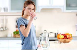 Consumo di acqua durante la perdita di peso