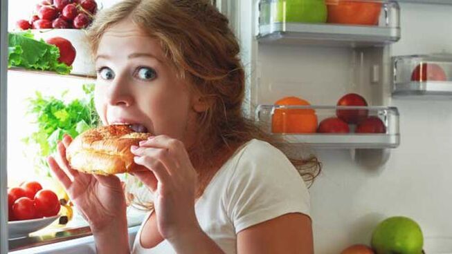 Non mangiare troppo la regola principale della dieta mediterranea